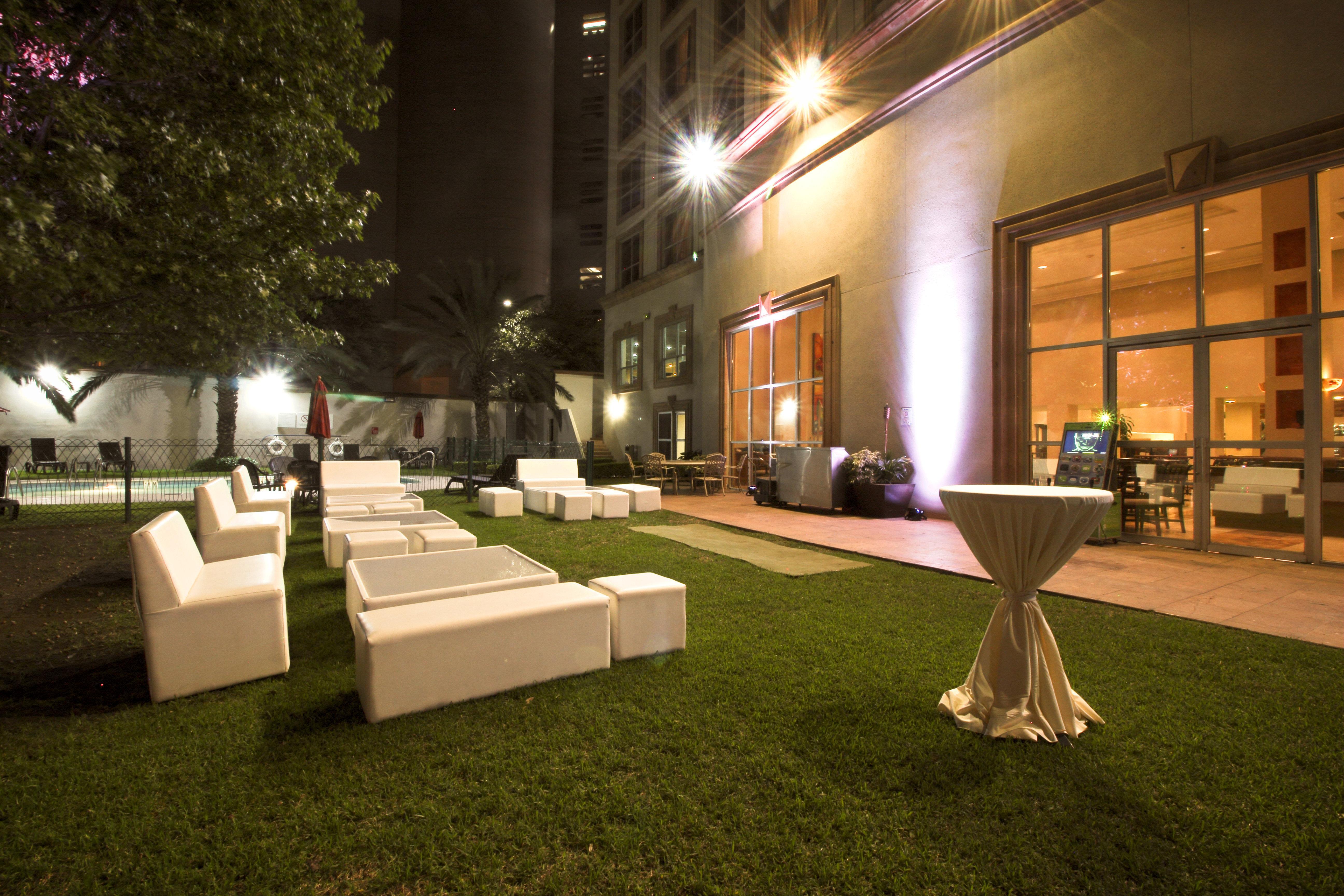 Holiday Inn Monterrey Valle By Ihg San Pedro Garza Garcia Exteriör bild